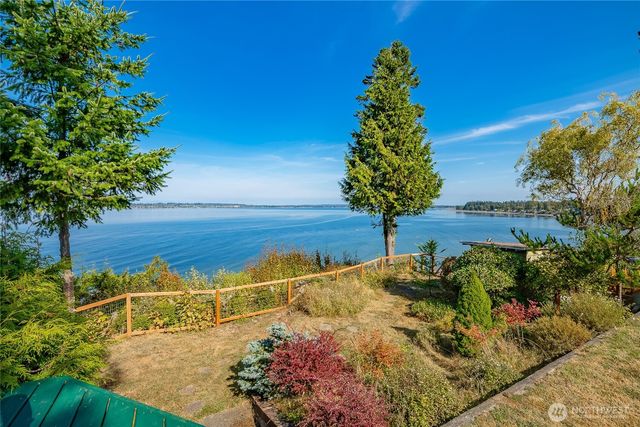 6887 Holeman Avenue, Blaine, WA 98230