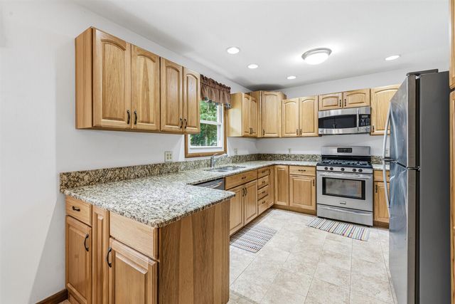 68850 3rd Street, Edwardsburg, MI 49112