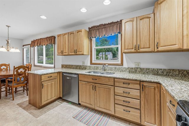 68850 3rd Street, Edwardsburg, MI 49112