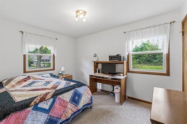 68850 3rd Street, Edwardsburg, MI 49112