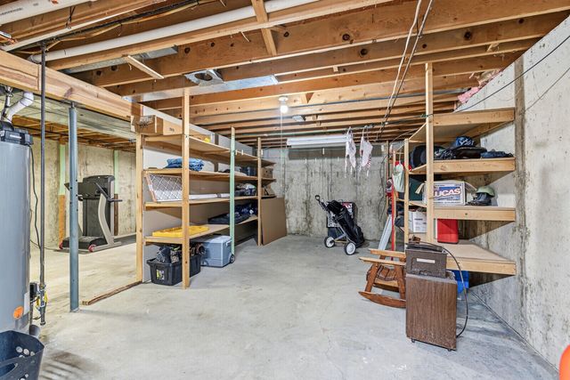 68850 3rd Street, Edwardsburg, MI 49112