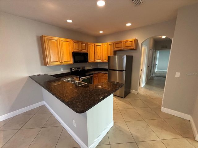 3719 S LAKE ORLANDO PARKWAY 05, Orlando, FL 32808