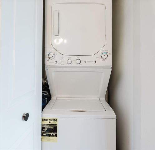 1005 Republic 1005, Deerfield Beach, FL 33442