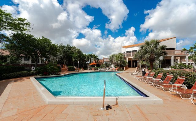 1005 Republic 1005, Deerfield Beach, FL 33442