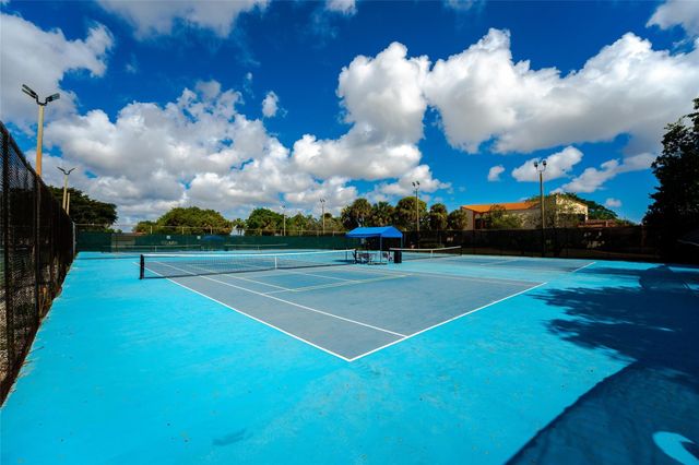 1005 Republic 1005, Deerfield Beach, FL 33442