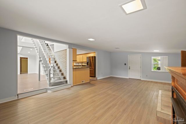 204 Camelia St, Gulf Breeze, FL 32561