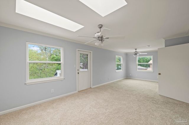 204 Camelia St, Gulf Breeze, FL 32561