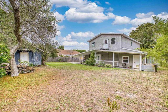 204 Camelia St, Gulf Breeze, FL 32561