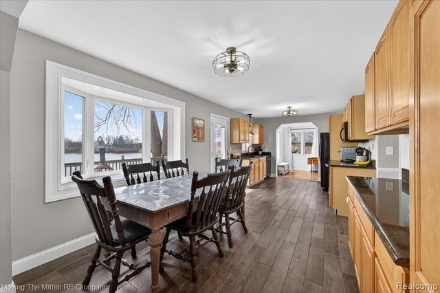 41529 S Interstate 94 Service Drive, Van Buren, MI 48111