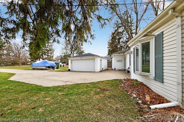 41529 S Interstate 94 Service Drive, Van Buren, MI 48111