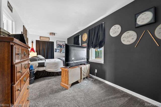 41529 S Interstate 94 Service Drive, Van Buren, MI 48111