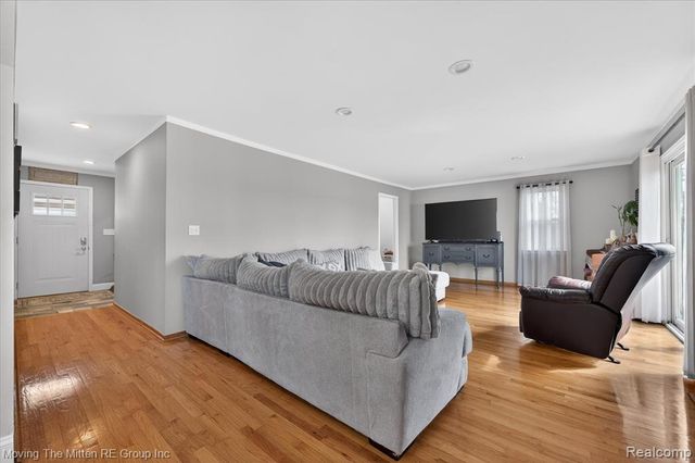 41529 S Interstate 94 Service Drive, Van Buren, MI 48111