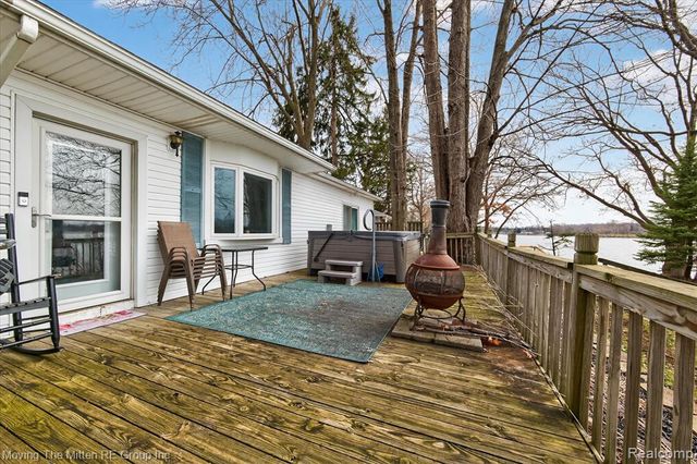 41529 S Interstate 94 Service Drive, Van Buren, MI 48111