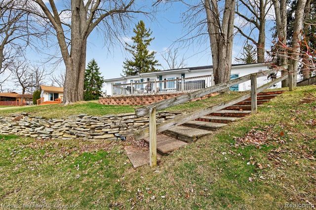 41529 S Interstate 94 Service Drive, Van Buren, MI 48111