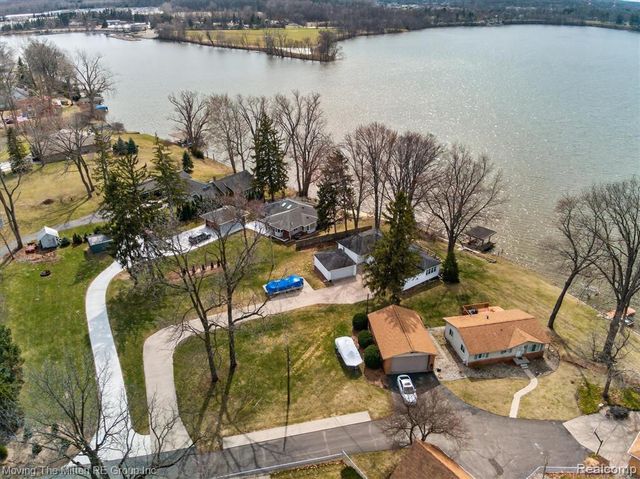 41529 S Interstate 94 Service Drive, Van Buren, MI 48111