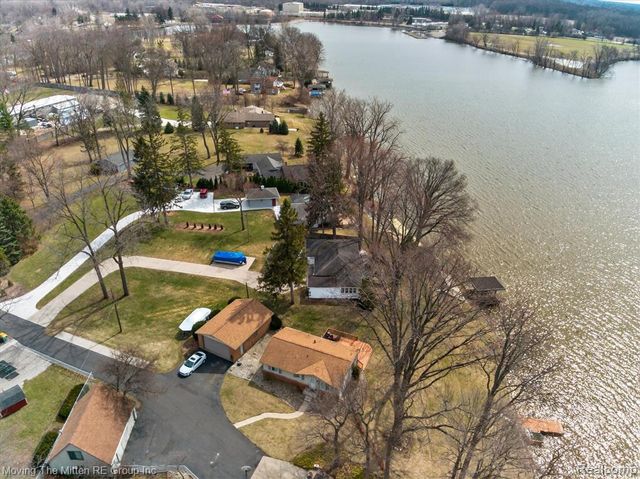 41529 S Interstate 94 Service Drive, Van Buren, MI 48111