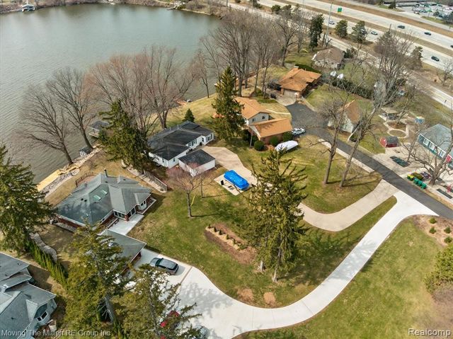 41529 S Interstate 94 Service Drive, Van Buren, MI 48111