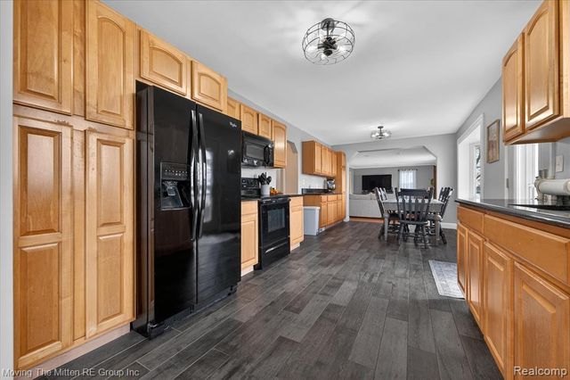 41529 S Interstate 94 Service Drive, Van Buren, MI 48111