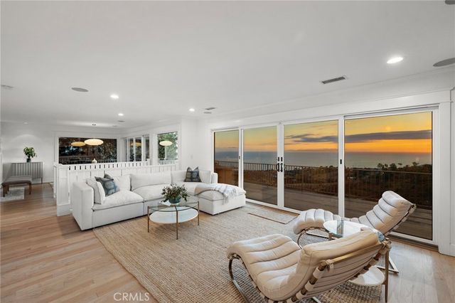 2855 Zell Drive, Laguna Beach, CA 92651