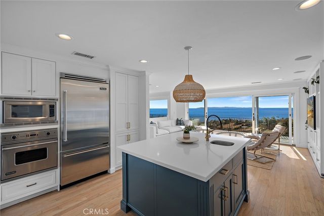 2855 Zell Drive, Laguna Beach, CA 92651