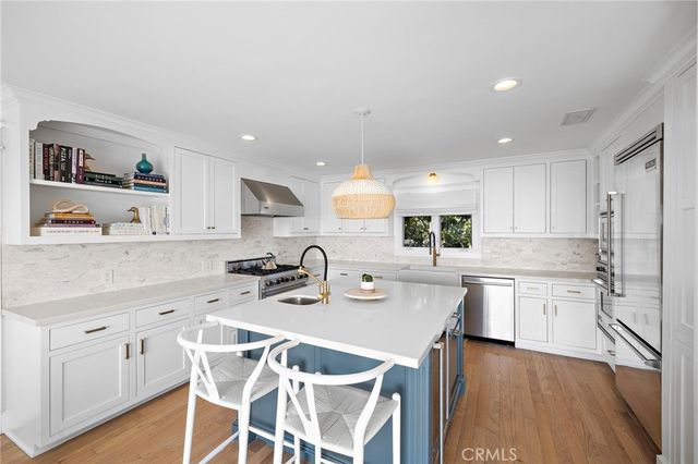 2855 Zell Drive, Laguna Beach, CA 92651