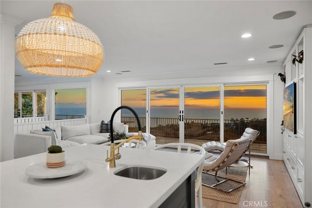 2855 Zell Drive, Laguna Beach, CA 92651