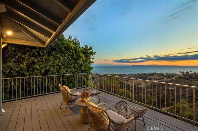 2855 Zell Drive, Laguna Beach, CA 92651