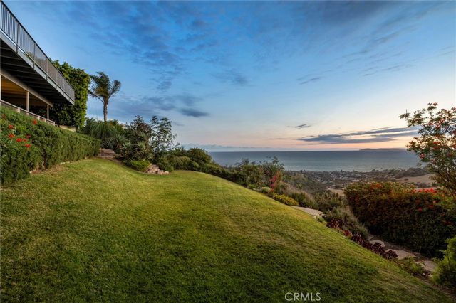 2855 Zell Drive, Laguna Beach, CA 92651
