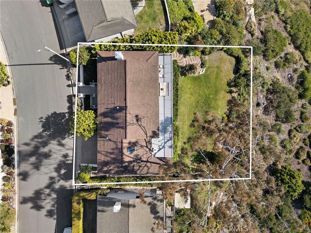 2855 Zell Drive, Laguna Beach, CA 92651