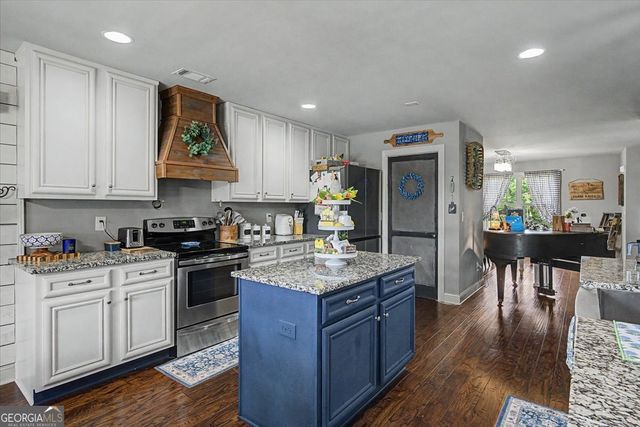 5105 E Highway 166, Carrollton, GA 30116