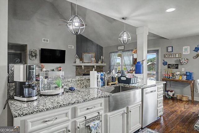 5105 E Highway 166, Carrollton, GA 30116