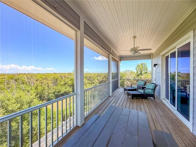 631 Rum RD, Upper Captiva, FL 33924