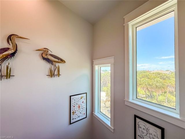 631 Rum RD, Upper Captiva, FL 33924