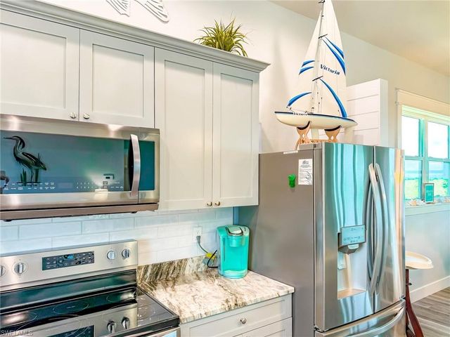 631 Rum RD, Upper Captiva, FL 33924