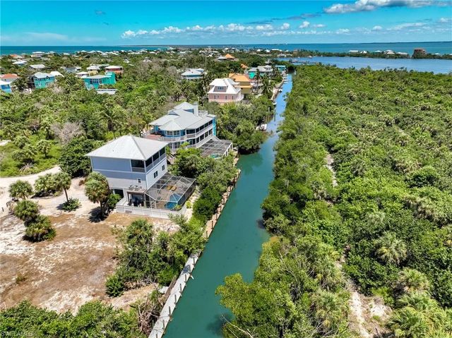 631 Rum RD, Upper Captiva, FL 33924