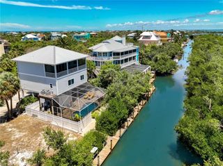 631 Rum RD, Upper Captiva, FL 33924
