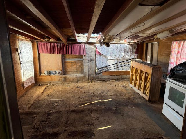 600 Greenough Avenue, Stinnett, TX 79083