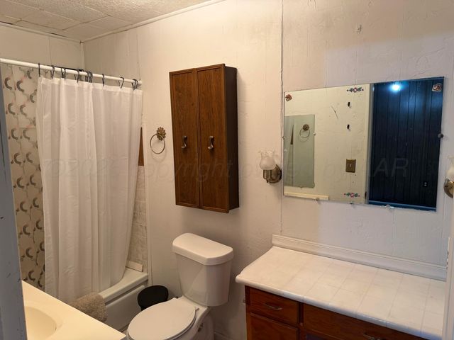 600 Greenough Avenue, Stinnett, TX 79083