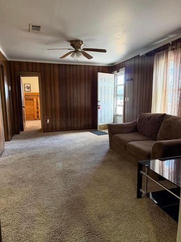 600 Greenough Avenue, Stinnett, TX 79083