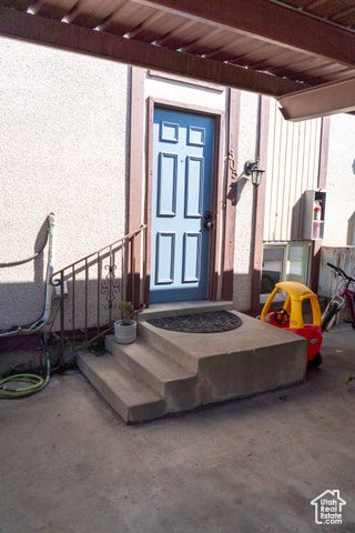 305 E ELMWOOD DR, Orem, UT 84057