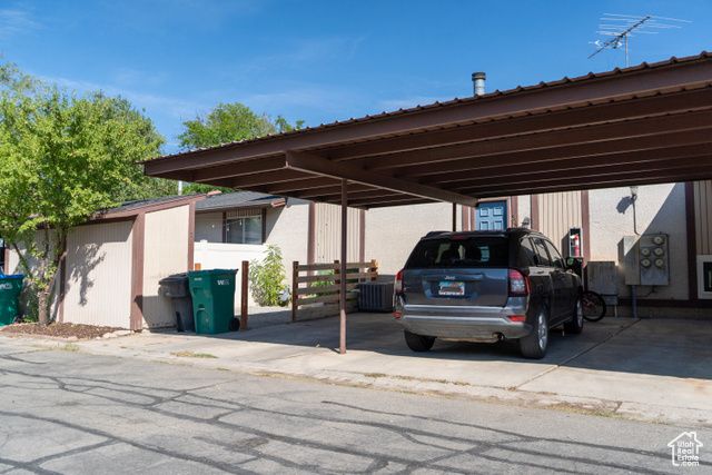 305 E ELMWOOD DR, Orem, UT 84057