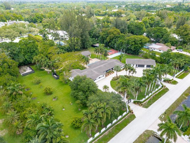 14701 SUNSET LN, Southwest Ranches, FL 33330