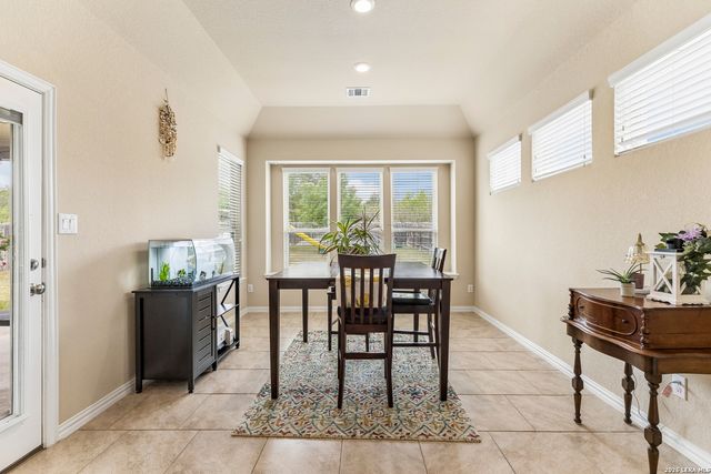 5867 hopper, New Braunfels, TX 78132