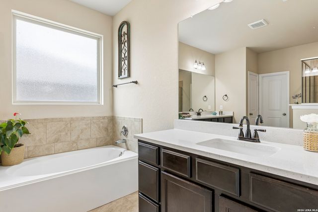 5867 hopper, New Braunfels, TX 78132