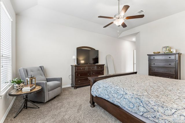 5867 hopper, New Braunfels, TX 78132