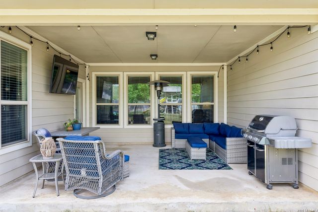 5867 hopper, New Braunfels, TX 78132