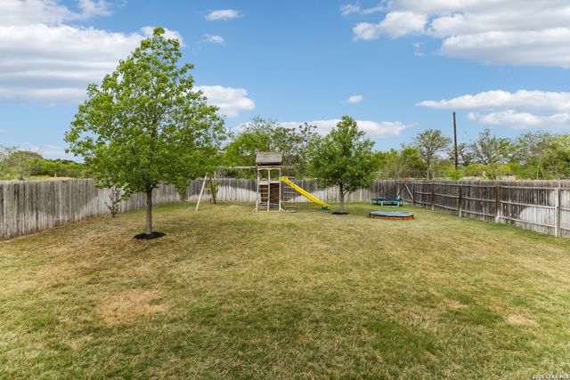 5867 hopper, New Braunfels, TX 78132