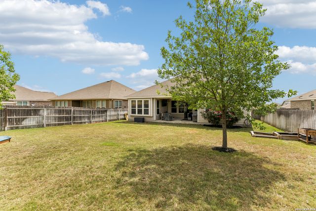 5867 hopper, New Braunfels, TX 78132