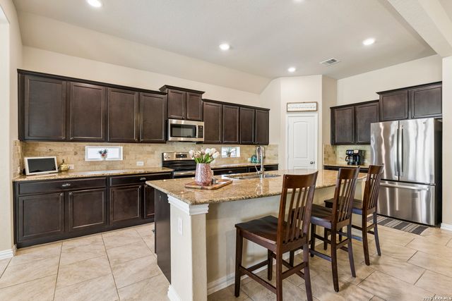 5867 hopper, New Braunfels, TX 78132