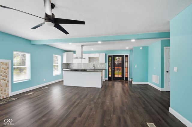 3702 Manor Court, Indianapolis, IN 46218